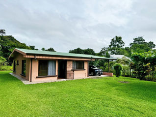 Hermosa casa con Lindo Jardín a 25 minutos de La Fortuna in La Fortuna, San Carlos, Alajuela — $160,000 - Photo 2 of 26