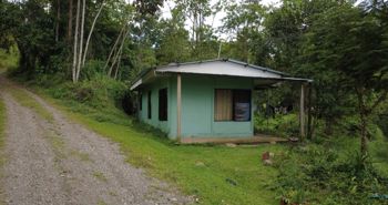 Casa pre-fabricada con 1+ acre