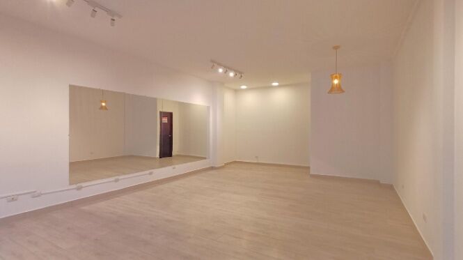 Alquiler de Local Comercial en 1er Piso en Granadilla de Curridabat. in Granadilla, Curridabat, San José — $900
