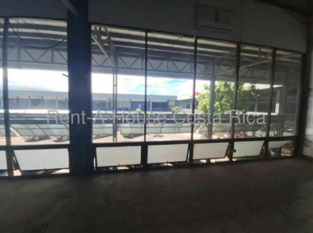Alquiler de Local Comercial en Plaza Rubí-San Francisco de Heredia. RAH 26-1405 in San Francisco, Heredia — $3,240
