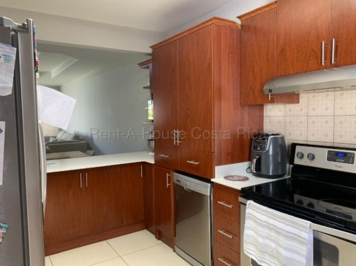 Casa en Bello Horizonte de Escazu en San Rafael, Escazú, San José — $250,000