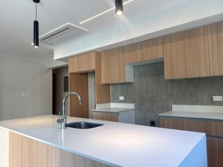 Apartamento con vista a la piscina en Torres del Mar en Jaco en Jacó, Garabito, Puntarenas — $235,000 - Foto 5 de 24