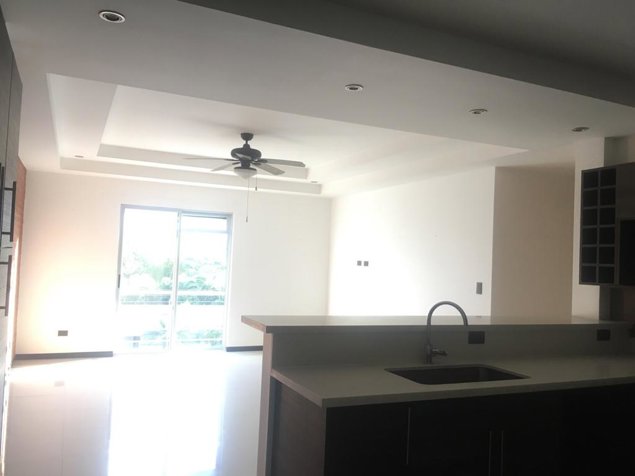 Apartamento en Venta, Edificio Cristales La Uruca GU1084 in Sabanillas, Acosta, San José — $205,000 - Photo 2 of 20