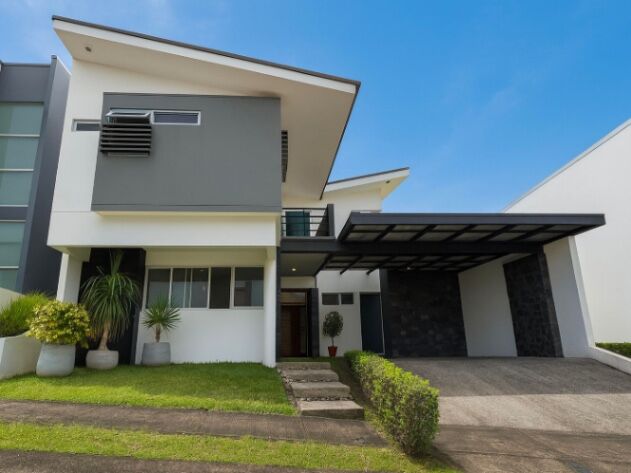 Venta Casa Montes de Oca 26-1052 in San Rafael, Montes De Oca, San José — $280,000