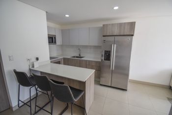 Apartamento Semi-Amueblado de 2 habitaciones en Condominio Ventus en Santa Ana, San José — $165,000 - Foto 3 de 29