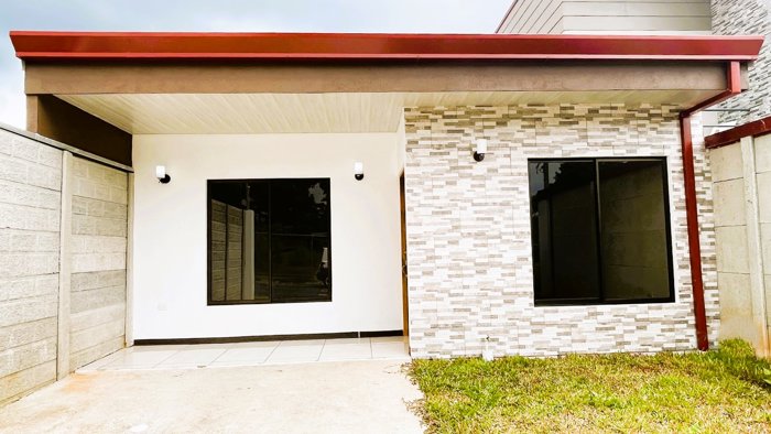 SE VENDE CASA EN PALMARES, ALAJUELA in Palmares, Alajuela — $143,000