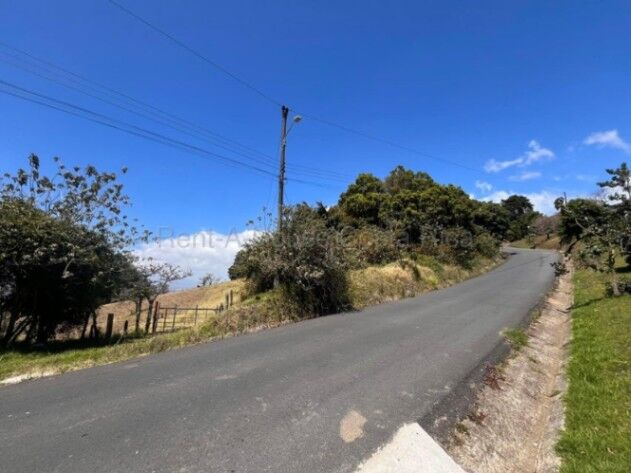 LOTE EN VENTA, CARTAGO, COD#26-1532 en San Nicolás, Cartago — $8,300,000