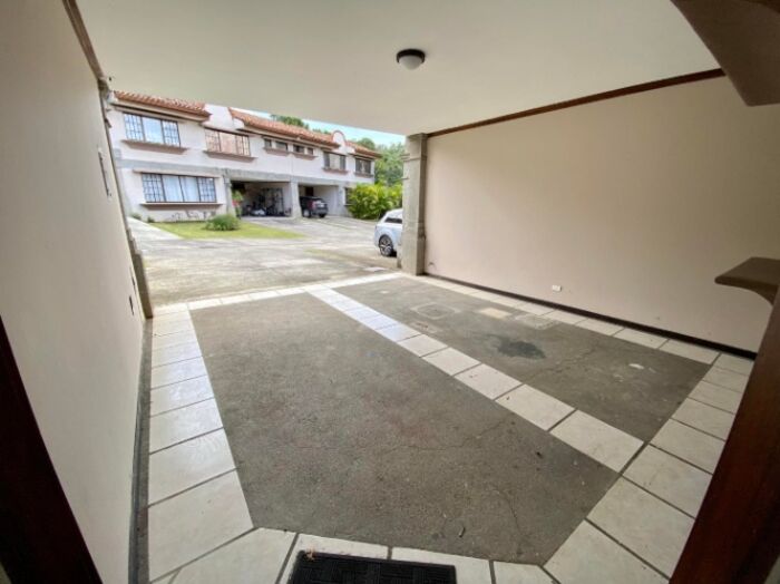 CASA EN VENTA, SAN RAFAEL ESCAZÚ, $279.000 Cod#25-228 en San Rafael, Escazú, San José — $279,000