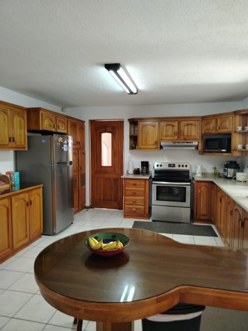 Casa en Venta con Apto, en Heredia en Residencial, 5PJG10093362 in La Asunción, Belén, Heredia — $480,000