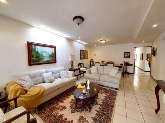 Venta de Casa en San José. RAH 23-1814 en Carmen, San José — $230,000