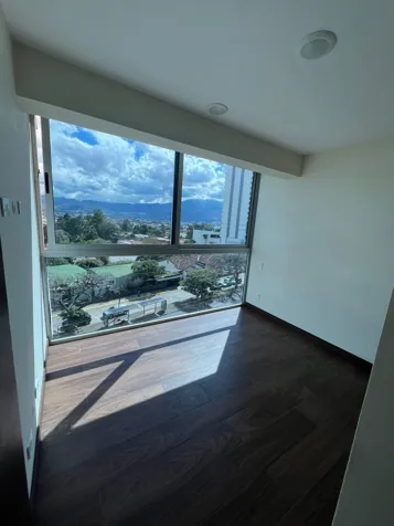 Se Alquila (Alquiler) Apartamento Torre Yoses, Cod RA 1563 en Carmen, San José — $1,300 - Foto 3 de 25