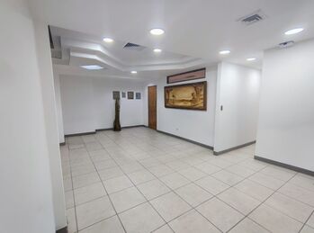 Torres del Campo – Oficina en Alquiler en Guadalupe, Goicoechea, San José — $2,440 - Foto 5 de 15