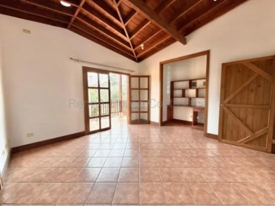 MLS-26-1661 KQ VENTA CASA SAN FRANCISCO HEREDIA CONTACTENOS AL # 88987222 en San Francisco, Heredia — ₡ 120 000 000 - Foto 3 de 10