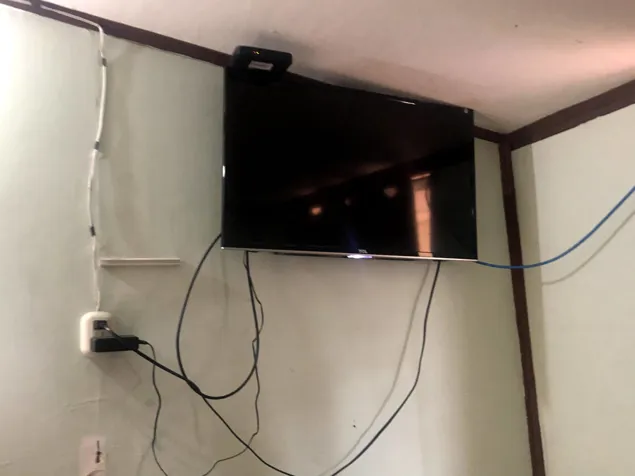 CABINAS Y TERRENO PUERTA CERRADA EN GUAPILES CENTRO en Limón — ₡ 270 000 000 - Foto 2 de 23