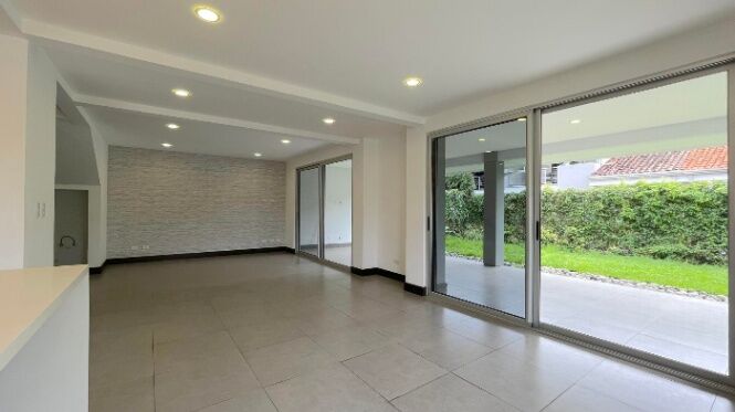 Alquiler de Casa en San Rafael de Escazú. RAH 25-1972 in San Rafael, Escazú, San José — $3,950