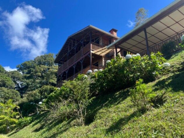 Venta de hermosa propiedad ubicada en Jardin de dota 26-1165 in Jardín, Dota, San José — $250,000