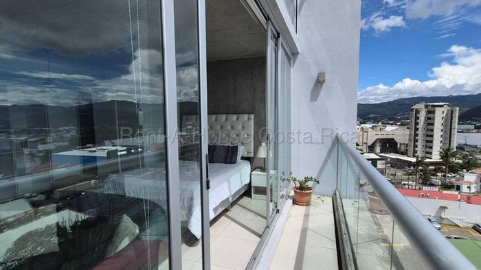 Alquiler de Moderno Apartamento AMUEBLADO en Curridabat. RAH 27-560 en Curridabat, San José — ₡ 425 000 - Foto 3 de 15