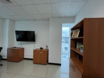¡Oficina en alquiler en exclusiva torre en Santa Ana!  in Santa Ana, San José — $1,458 - Photo 4 of 9