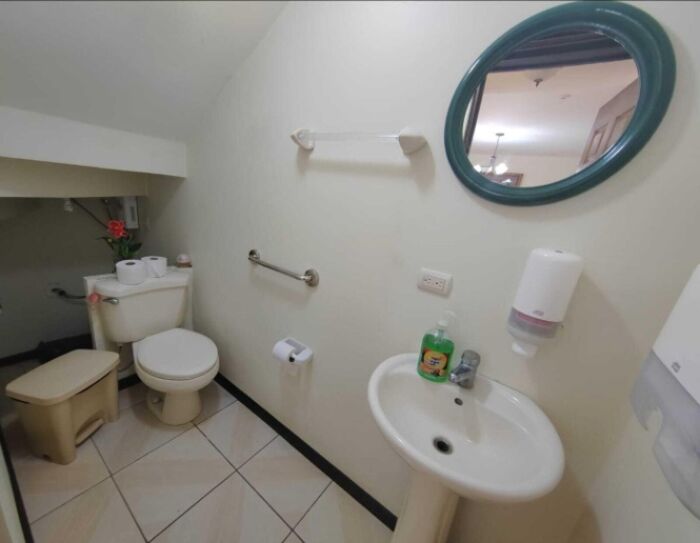 Venta de Amplia Casa en La Unión, Cartago.  en Concepción, La Unión, Cartago — ₡ 135 000 000 - Foto 2 de 14