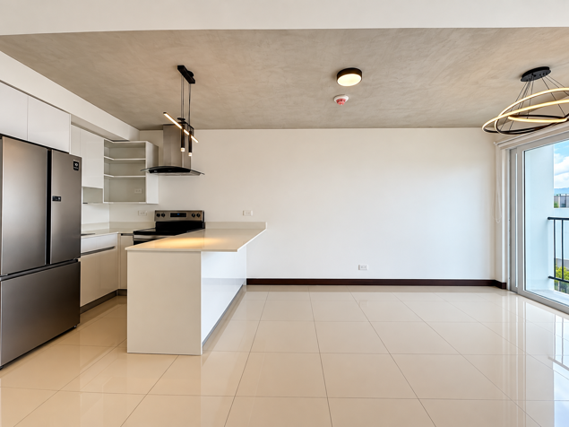 Apartment for Rent Khaya Condominium Curridabat. 2 parking spaces in Curridabat, San José — ₡ 600 000 - Photo 2 of 18