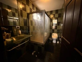 Alquiler de Casa Amueblada en Escazú-San Rafael. RAH 27-114 en San Rafael, Escazú, San José — $1,750 - Foto 5 de 16