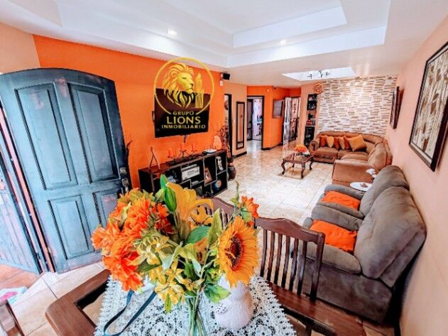 😍 Preciosa Casa en Taras Excelente Ubicación, Cartago / Aplica para Bono-crédito  en San Nicolás, Cartago — ₡ 67 900 000 - Foto 2 de 25