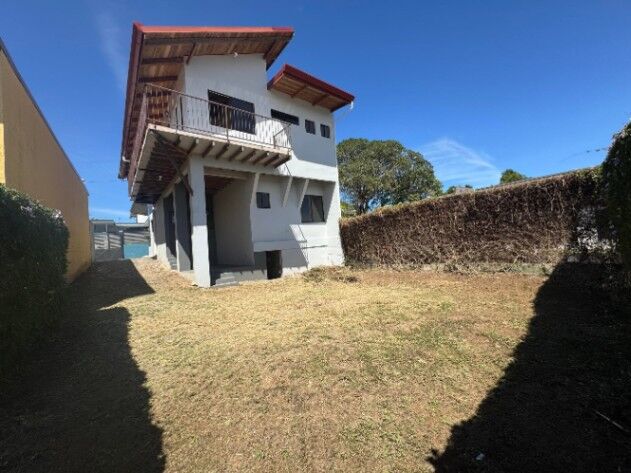 Venta de Hermosa Casa en Sarchí 26-1292 en Rodríguez, Sarchí, Alajuela — $192,000