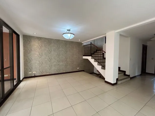 Villas de Valencia Escazú Casa en Venta en Escazú, San José — $375,000 - Foto 3 de 18
