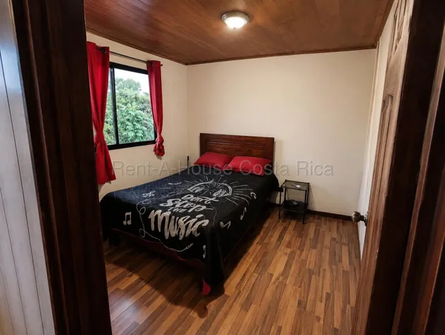 Venta de casa con uso comercial en el centro de San Rafael de Alajuela #27-453 GS in San Rafael, Alajuela — $200,000 - Photo 3 of 11