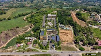 SE VENDE PROPIEDAD COMERCIAL EN REPUNTA CON EXCELENTE FRENTE A LA INTERAMERICANA en Daniel Flores, Pérez Zeledón, San José — $5,000,000 - Foto 4 de 10
