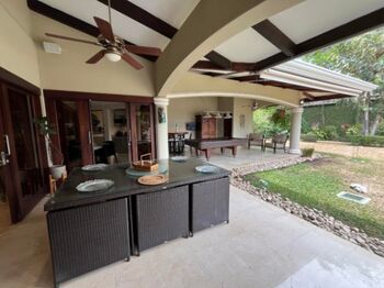 Se vende casa con lote de 1200 m2 en Pozos Santa Ana 25-1961 in Pozos, Santa Ana, San José — $1,750,000 - Photo 5 of 20