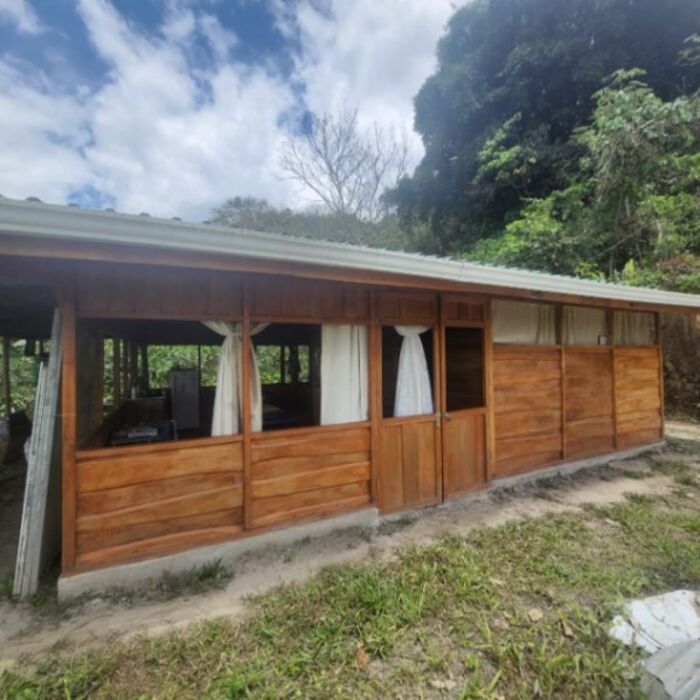 4.8 hectares de aguacate organica con cabina y vista. en Rivas, Pérez Zeledón, San José — $250,000