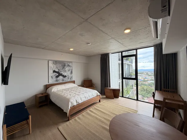 ¡Venta! Apartamento en Torre | Nunciatura, San José en Pavas, San José — $160,000