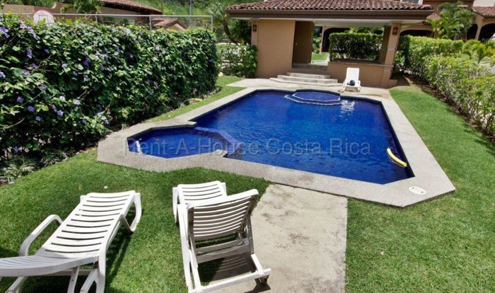 Alquiler de Casa en Bello Horizonte de Escazú. RAH 27-387 en Escazú, San José — $1,500