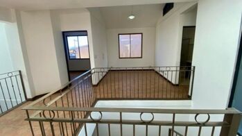 MLS-26-382 ALQUILER HERMOSA CASA SANTA ANA SAN JOSE en Santa Ana, San José — $1,650 - Foto 4 de 11