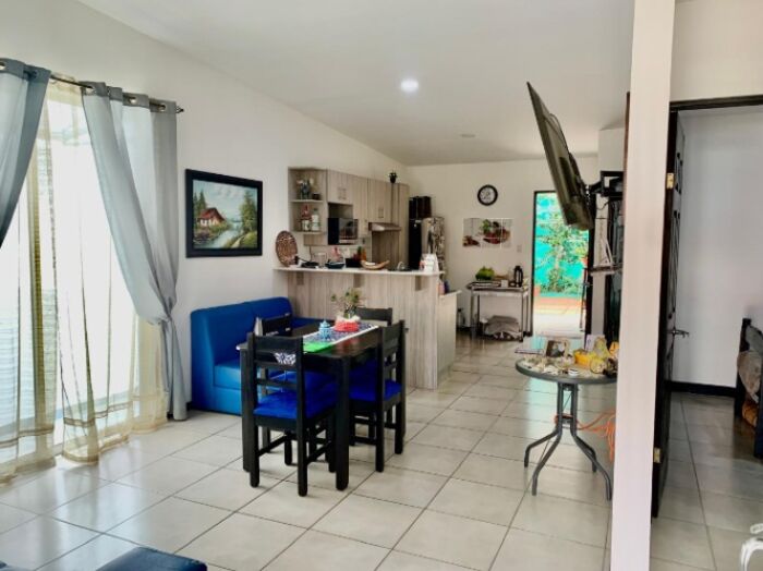 GRAN OPORTUNIDAD! POR MOTIVO DE VIAJE! in Aguacaliente, Cartago — ₡ 63 000 000