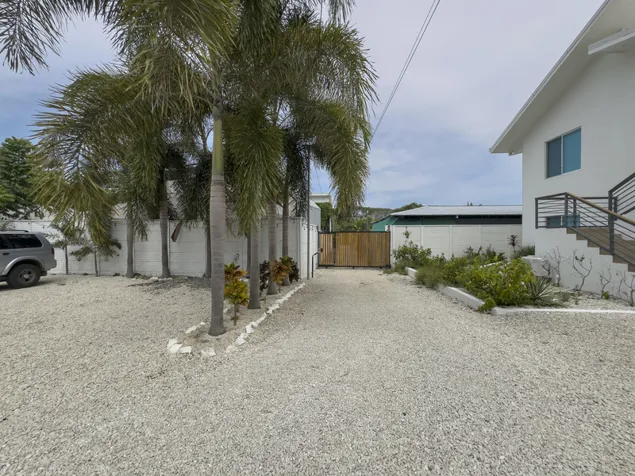 Complex of 4 Tourist Villas for Sale in Mal País in Cóbano, Puntarenas — $1,300,000 - Photo 3 of 29