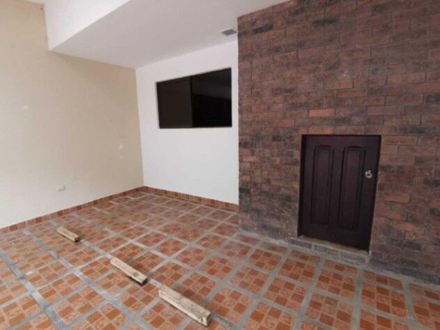 Se vende espaciosa casa con terraza en San Francisco de Heredia 26-372 en San Francisco, Heredia — ₡ 129 000 000 - Foto 3 de 21