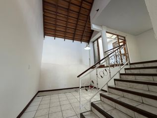 Casa en venta Guadalupe Goicoechea con Ubicación Céntrica:  244 m²🏡✨ 3 Habitaciones + Oficina en Guadalupe, Goicoechea, San José — 125 000 000 ₡ - Foto 4 de 12