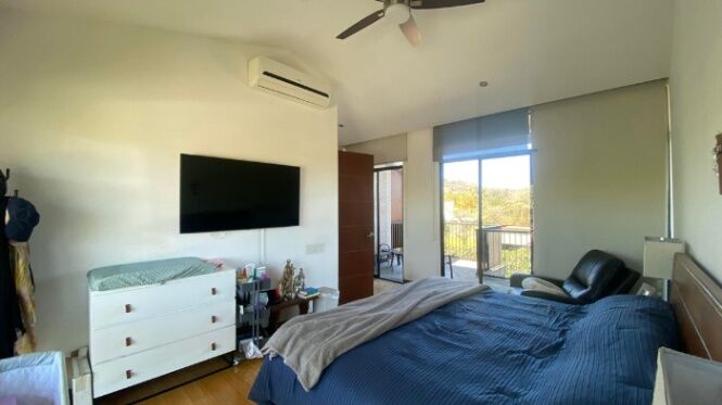 Venta de Townhouse de 3 Niveles en Piedades de Santa Ana. RAH 26-1396 in Piedades, Santa Ana, San José — $249,000