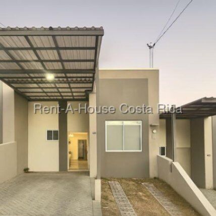 Venta de Casa en San Antonio de Alajuela. RAH 26-1403 in San Antonio, Alajuela — $139,000
