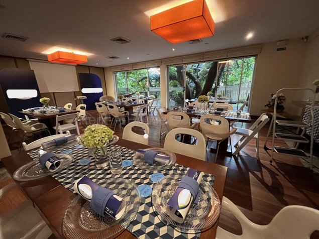 Venta de propiedad comercial ideal para restaurante y eventos #27-111 GS en Pozos, Santa Ana, San José — $1,300,000 - Foto 2 de 6