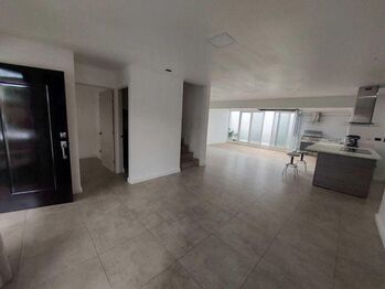Se vende moderna casa en condominio de Ciudad Colon 26-764 en Colón, Mora, San José — $218,000 - Foto 5 de 22