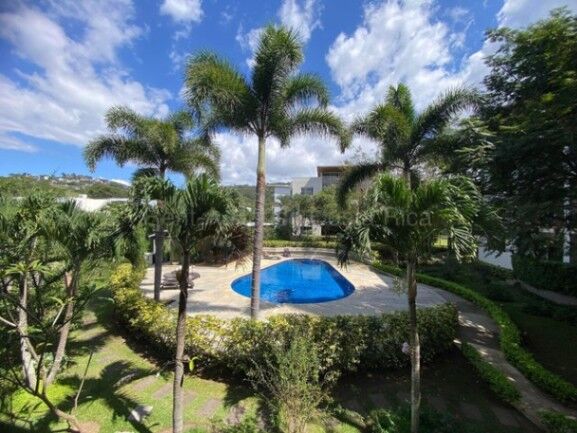 Venta de Apartamento totalmente Amueblado en Santa Ana en Santa Ana, San José — ₡ 680 000 000