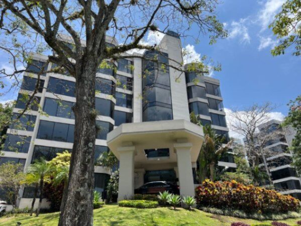 VENDO APARTAMENTO EN SAN RAFAEL DE ESCAZÚ. in San Rafael, Escazú, San José — $320,549