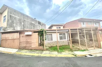 VENTA  DE CASA, HEREDIA, SAN RAFAEL, SANTIAGO, JARDINES DE ROMA.