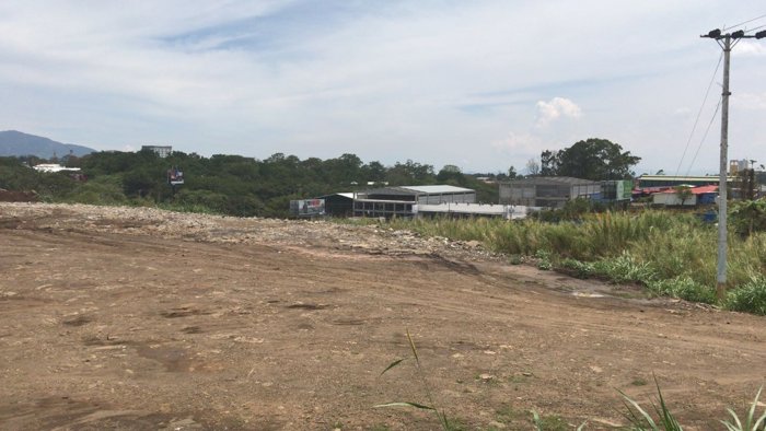 VENTA TERRENO DE DESARROLLO INDUSTRIAL, HEREDIA, SANTO DOMINGO en Santa Rosa, Santo Domingo, Heredia — $4,330,700