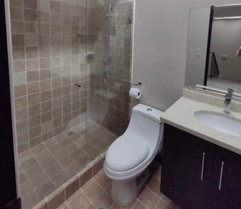 Linda Casa en venta ubicada en un exclusivo condominio en San Antonio, Belén, Heredia — $270,000 - Foto 5 de 12