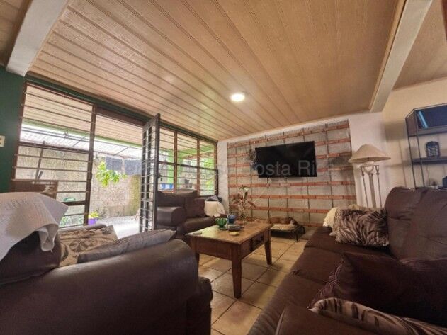 VENTA DE CASA+APARTAMENTO EN SAN VICENTE DE MORAVIA. in San Vicente, Moravia, San José — ₡ 135 000 000
