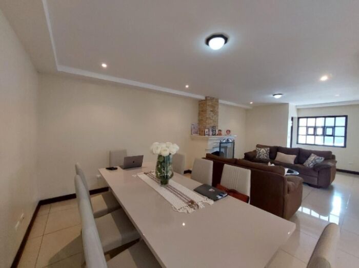 Se vende casa con amplio patio en San Miguel Heredia 26-693 in San Miguel, Santo Domingo, Heredia — $510,000
